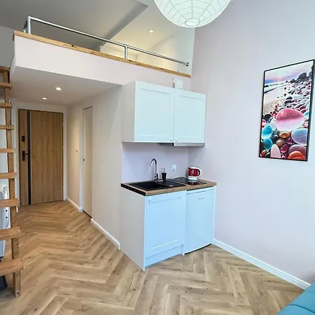 Tuwima Pink By Dreamap * Лодзь